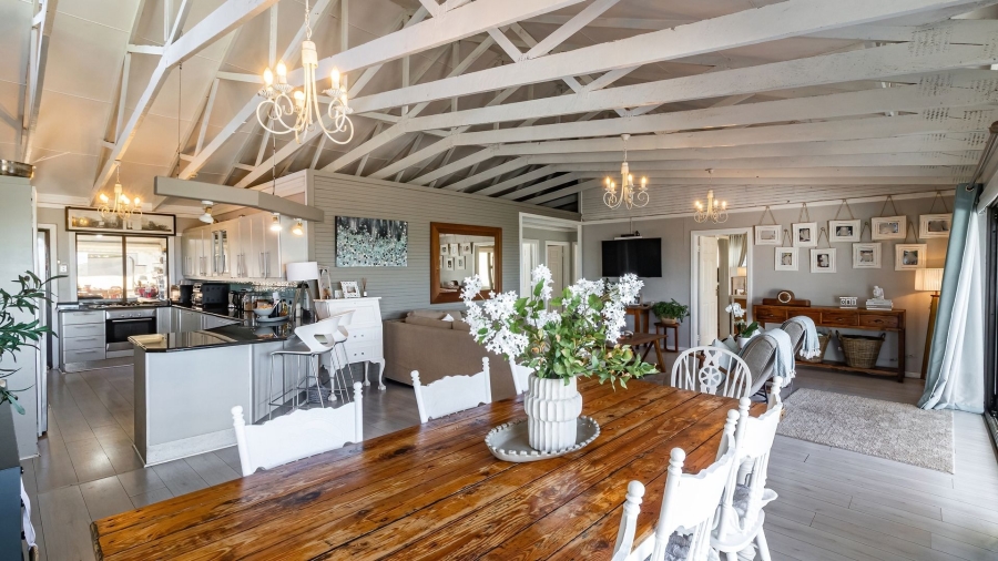 3 Bedroom Property for Sale in Sunrise On Sea Eastern Cape